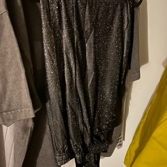 Renaissance World Tour Fashion Piece! Glitter Knit Drawstring Joggers. Hurry! - Picture 4 of 6